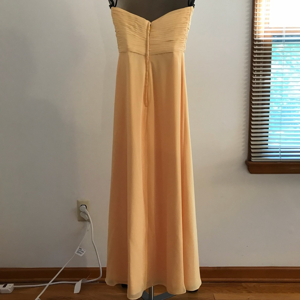 Jordan Strapless Ruffle Dress - Picture 2 of 8